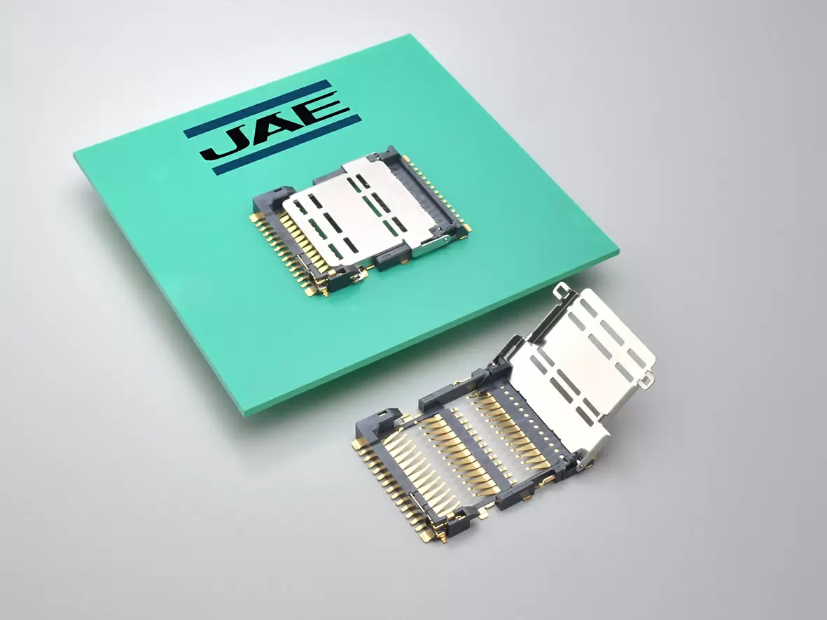 XFMEXPRESS™ メモリデバイスコネクタ「SN01シリーズ」【開発中製品】