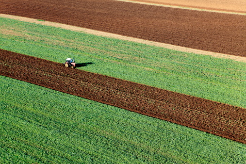 Construction/Agricultural
equipment