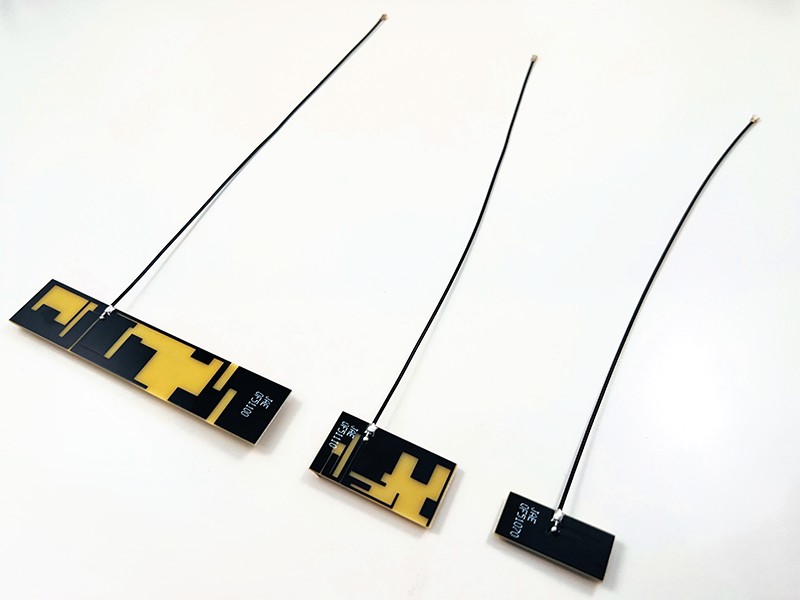 AP01 Series (PCB Antenna)